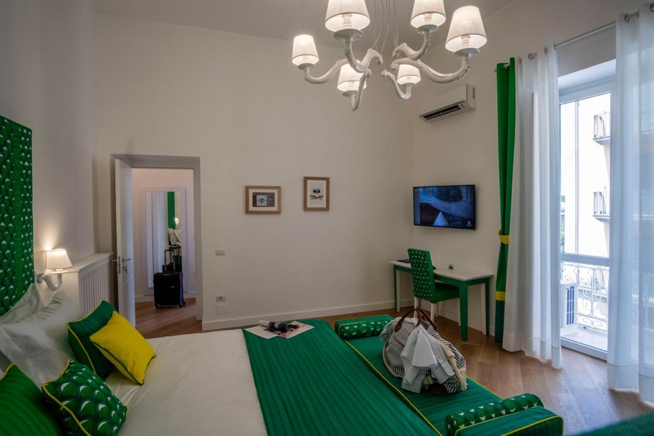 Sea View Luxury Apartment Кастеламаре ди Стабия Екстериор снимка