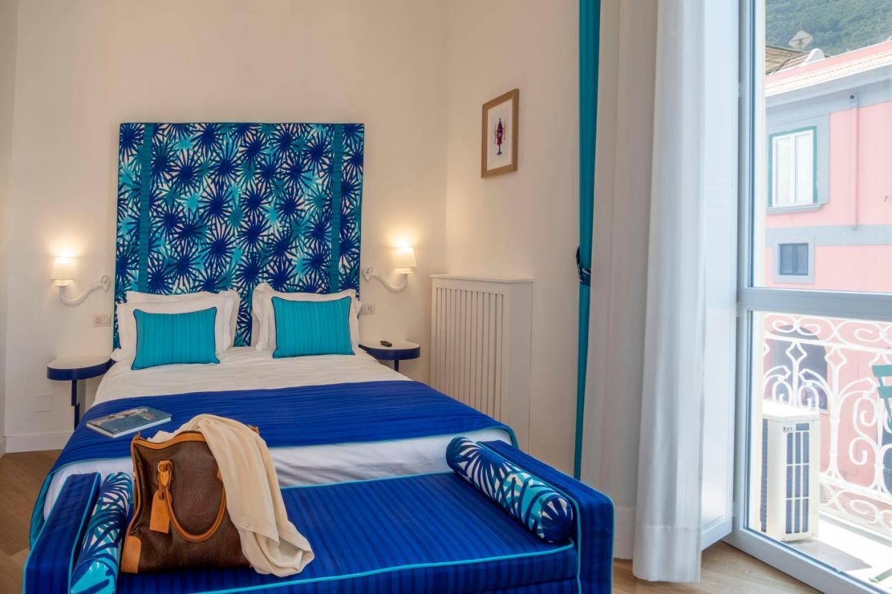 Sea View Luxury Apartment Кастеламаре ди Стабия Екстериор снимка